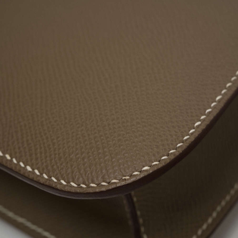 HERMES-CONSTANCEMIRROR-1-24-ETOUPE-EPSOM-8450 corner4.jpg