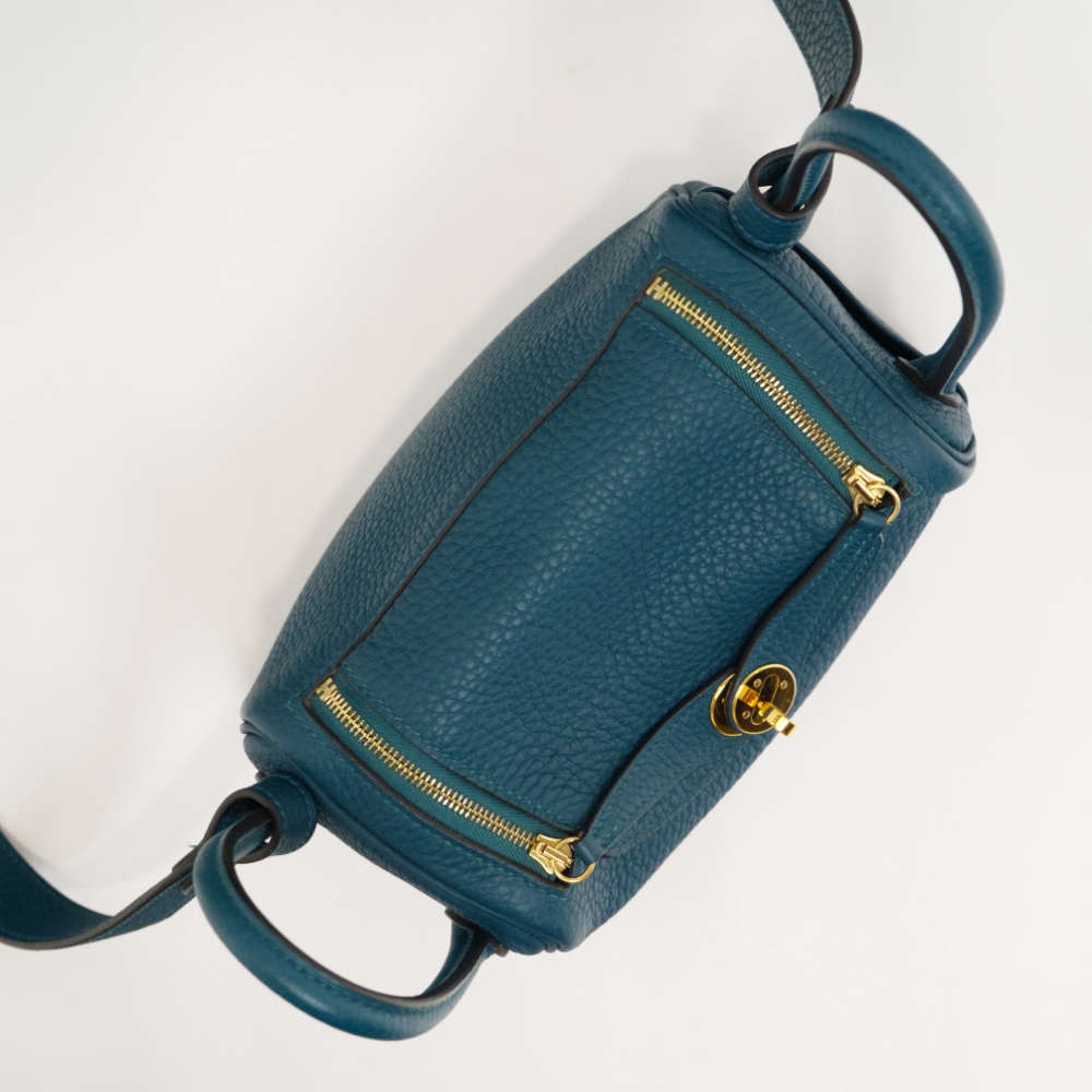 HERMES-LINDY-MINI-VERTBOSPHORE-CLEMENCE-8476 topdown.jpg